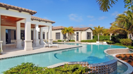 Naples Florida home with pool